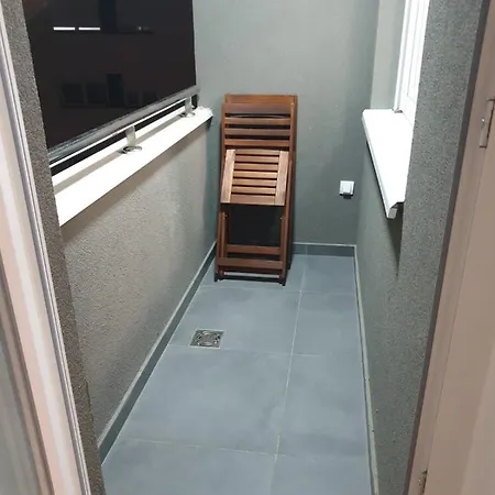 33 Free Private Garage Διαμέρισμα *