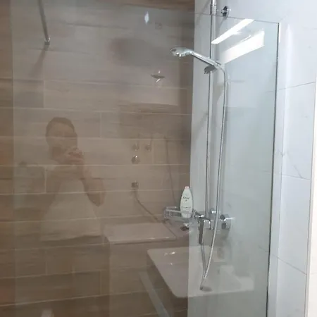 Appartement 33 Free Private Garage