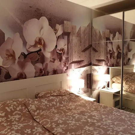 33 Free Private Garage Νόβι Σαντ