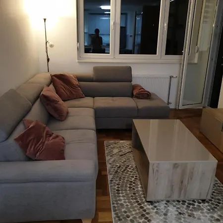 33 Free Private Garage